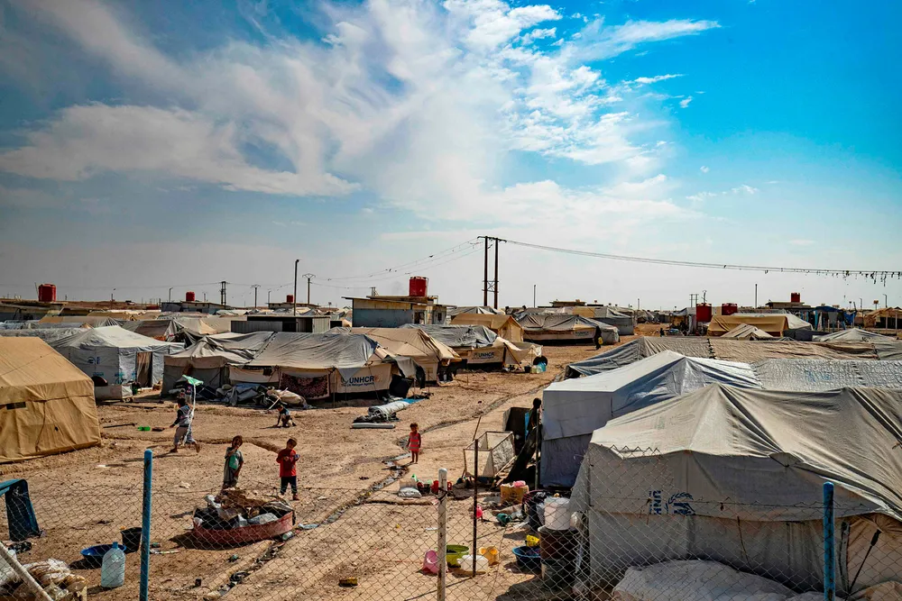 Norske myndigheter besluttet i fjor å hente hjem to barn og en kvinne fra Al-Hol-leiren i Syria.