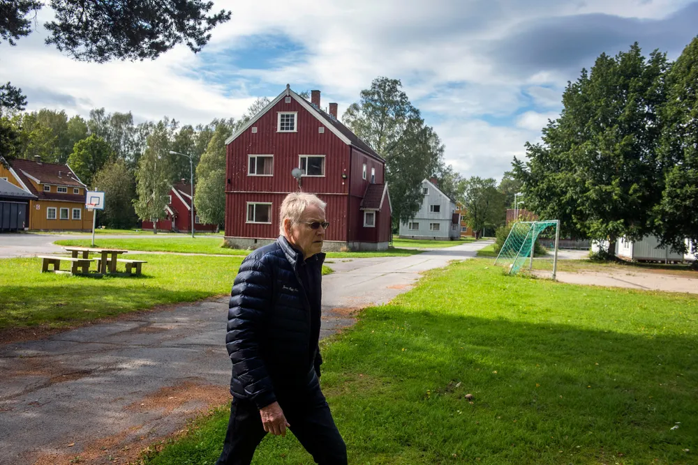 Den tidligere seniorrådgiveren i UDI innledet jobbsamtaler med eierne av Hvalsmoen transittmottak, og det endte med en større Økokrim-etterforskning. Her er Hvalsmoen-eier Oddvar Røysi som likhet med UDI-rådgiveren nå har fått frafalt sine siktelser.
