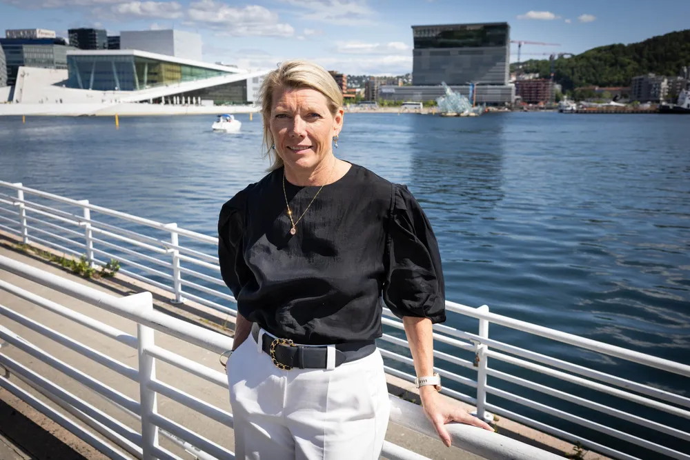 DNB-sjef Kjerstin Braathen var først ute med rentekutt bare minutter etter at styringsrenten ble satt ned for to uker siden. Hun mener rentekuttet burde ha kommet i mars, som først varslet.