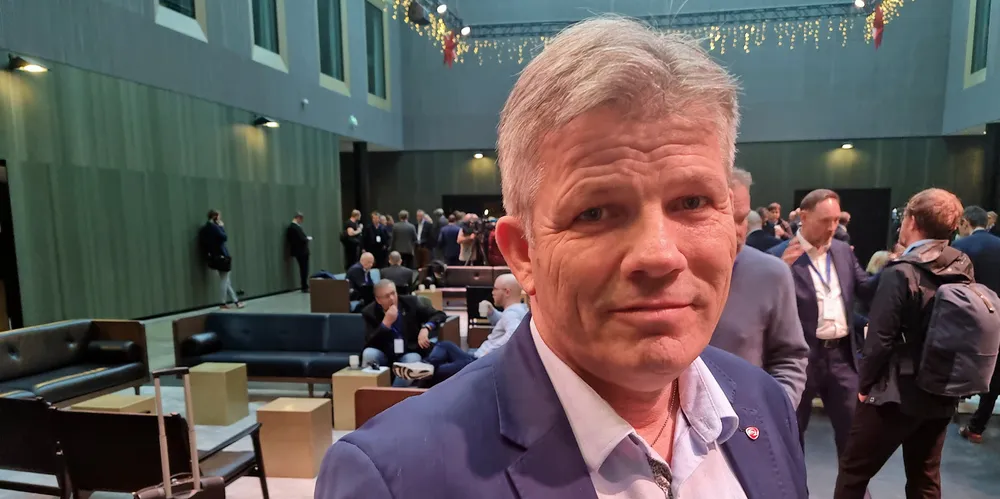Fiskeriminister Bjørnar Skjæran svarte på flere havbruksspørsmål i Stortinget onsdag, blant annet om Trafikklyssystemet og håndteringen av fremtidig arealkonflikt.