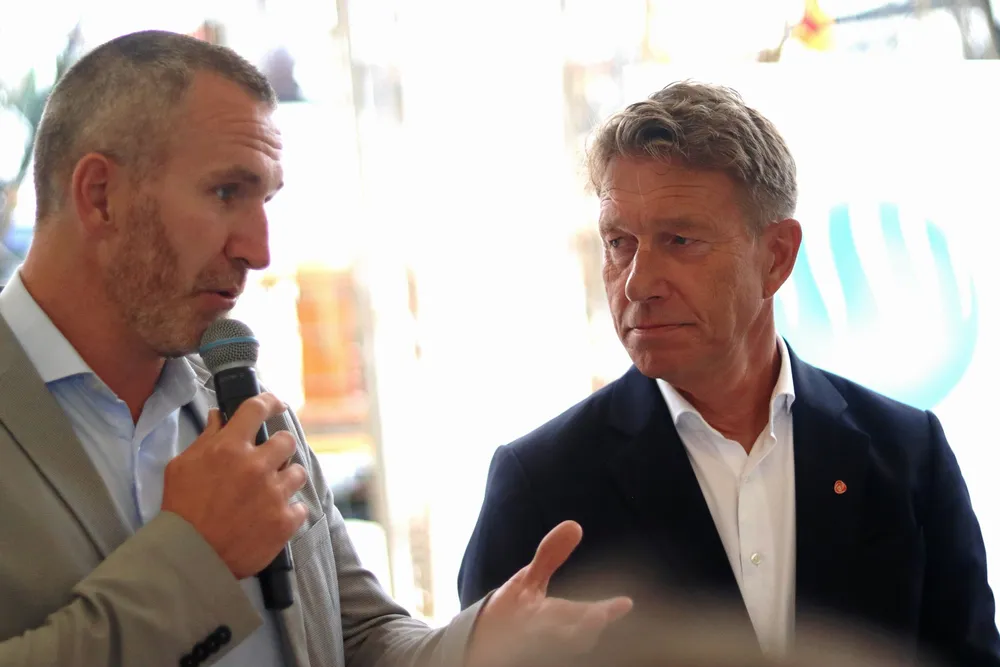Marius Arion Nilsen (FrP) og energiminister Terje Aasland (Ap) i debatt under Arendalsuka 2024.