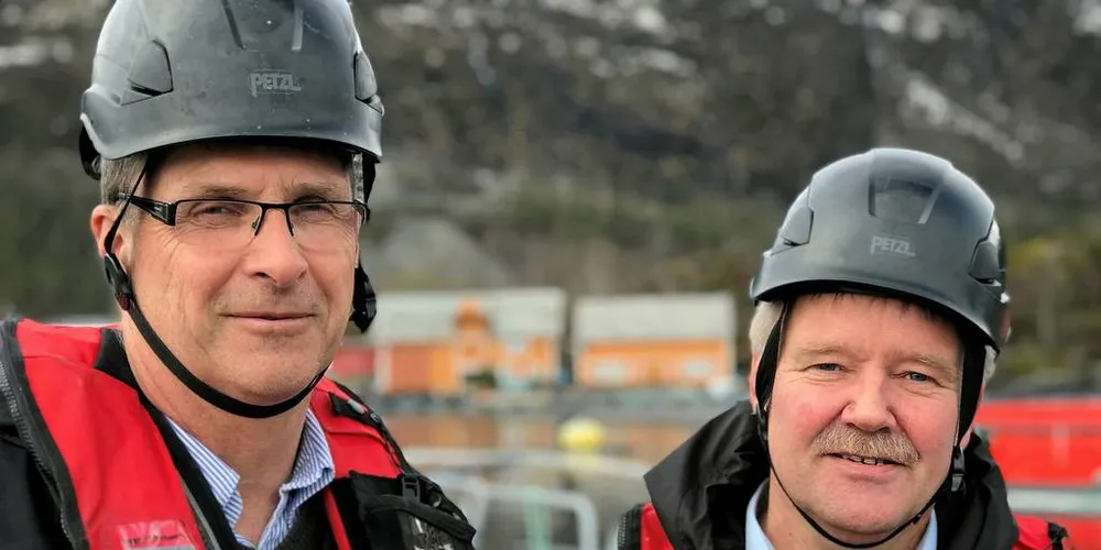 Teknisk sjef Harald Sveier, (til venstre) og Stig Nilsen, konserndirektør havbruk, i Lerøy Seafood Group.Foto: Kjersti Sandvik