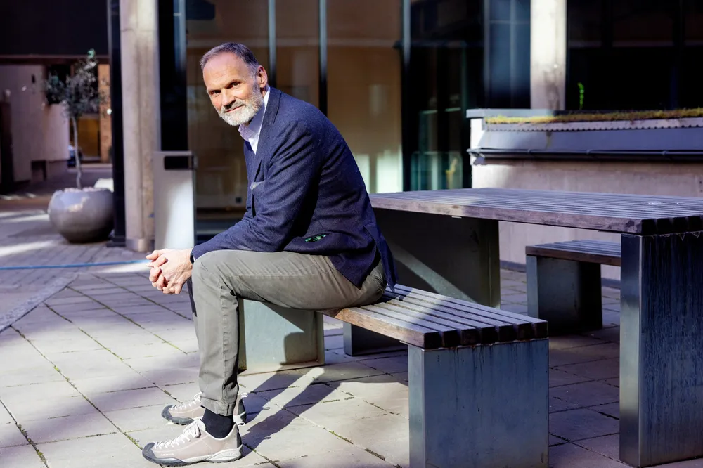 Kredinor-sjef Klaus-Anders Nysteen er bekymret. Stadig flere får problemer med å betale regningene.