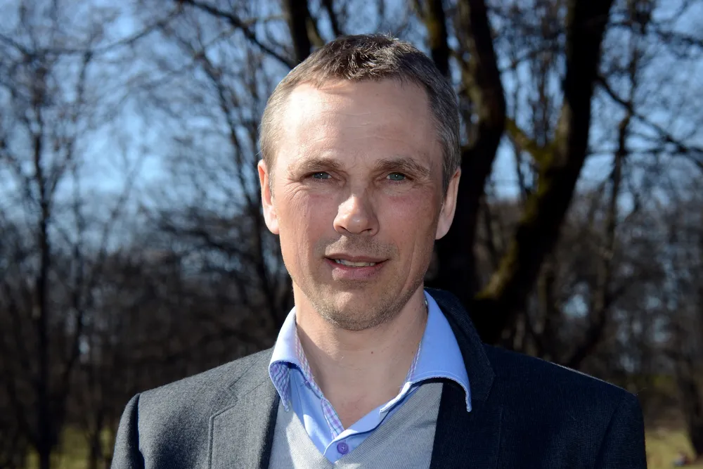 Torfinn Jonassen, seksjonssjef for kunde og nett i RME, mener høyere tvangsmulkt er et nødvendig virkemiddel.