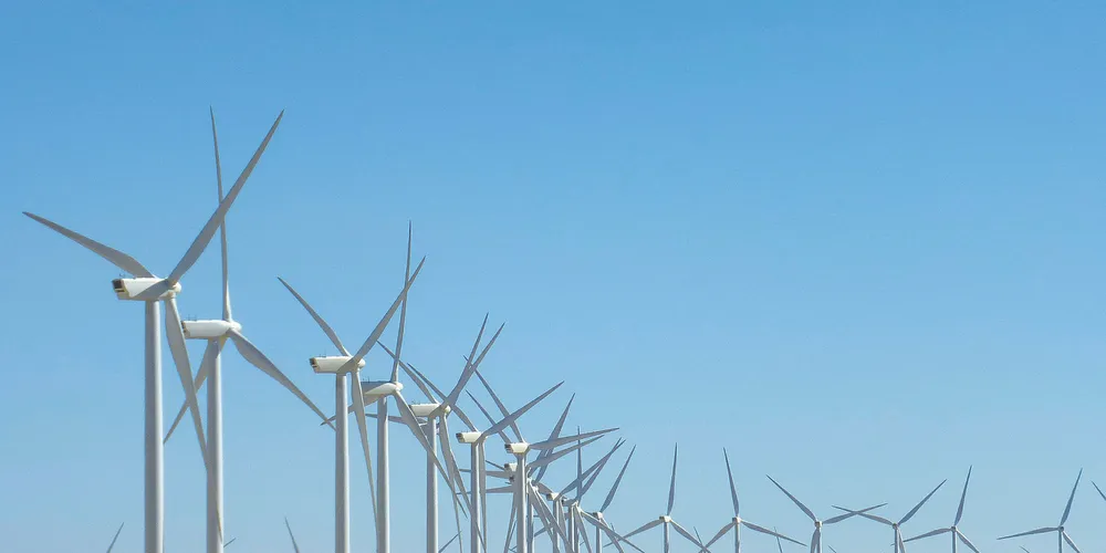 The Alta Wind complex in California is the largest US wind farm.