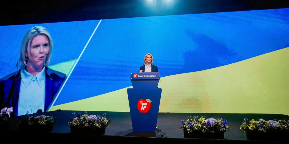 Frp-leder Sylvi Listhaug gikk til kraftig angrep mot finansminister og Sp-leder Trygve Slagsvold Vedum i landsmøtetalen fredag.
