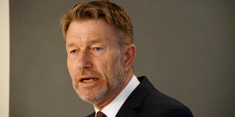 Her er Terje Lien Aasland avbildet under presentasjonen av Tillegg til Energimeldingen forrige uke.