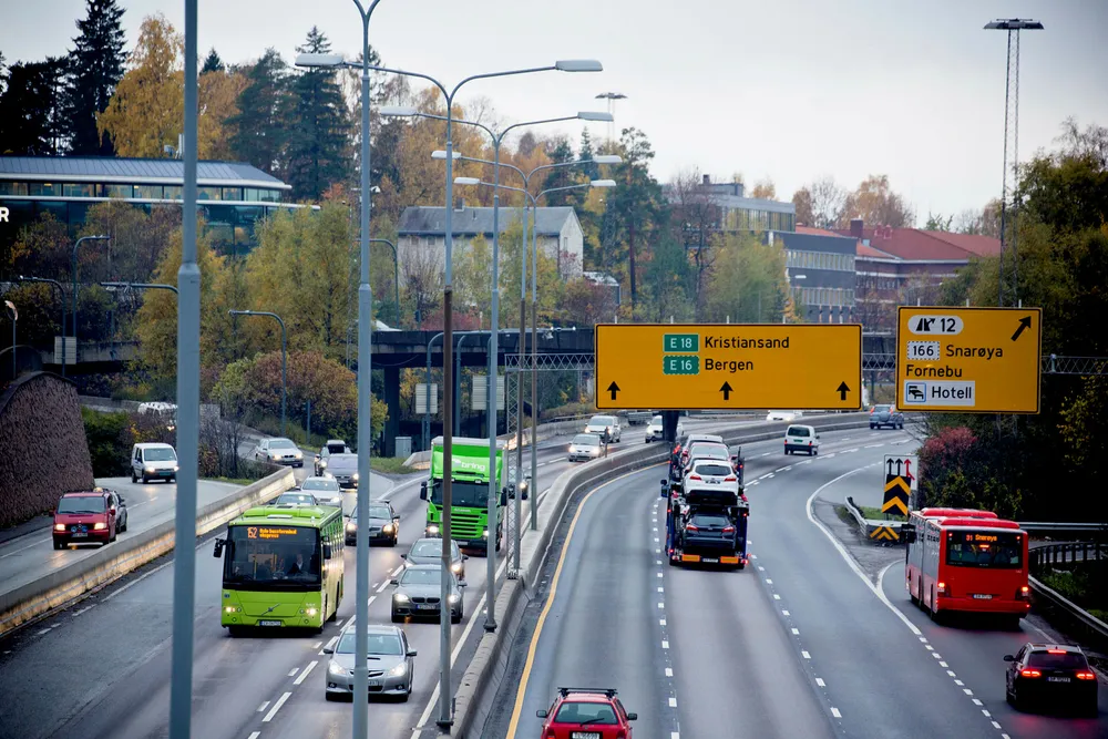 I Norge finnes det ingen generell anbefaling for priser på klimagassutslipp for investeringer, men Statens vegvesen opererer med 945 kroner for klimagassutslipp i 2030.