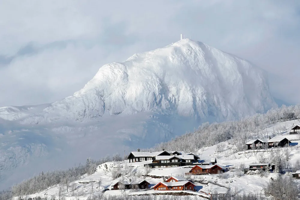Fra Beitostølen i Øystre Slidre i Valdres i Oppland fylke. Bildet er tatt fra langrennsstadion på Beito, med Bitihorn i bakgrunnen.