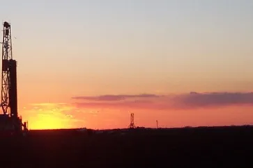 Caza: sunrise or sunset?