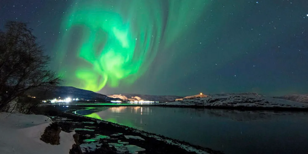 Strømkundene i Alta og resten av Nord-Norge har fått et prissjokk de siste ukene. Desember-prisen er foreløpig nesten tre ganger høyere enn i november. Uke 50 ble den dyreste strømuken noensinne.