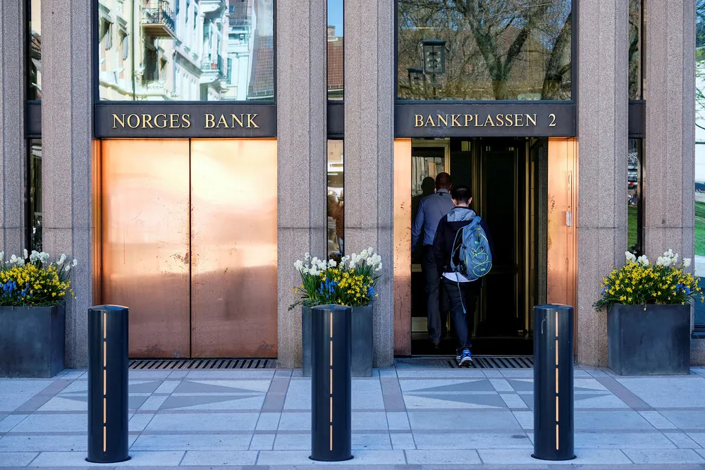 Renteendringer har store konsekvenser for formuesulikhet. Jeg har lett med lykt og lupe i Norges Banks publikasjoner etter forståelse av dette, skriver Eric Nævdal i innlegget.