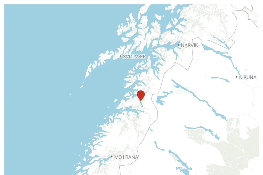 Fiskeridirektoratet har mottatt meldinger om at fritidsfiskere har fanget cirka 10 oppdrettslaks ved Straumen i Sørfold kommune i Nordland i løpet av de siste dagene.