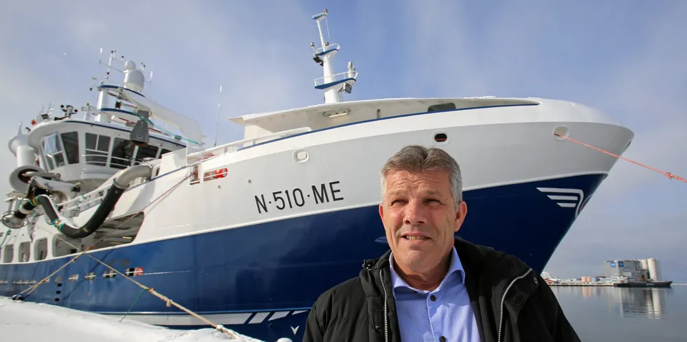 Fiskeri- og havminister Bjørnar Skjæran kan konstatere at informasjonsportalen BarentsWatch, som har blitt en portal for offentlig kyst- og havforvaltning, nå kan vise hvor alle norske fiskefartøyer med AIS-sporing til enhver tid befinner seg i norske havområder.