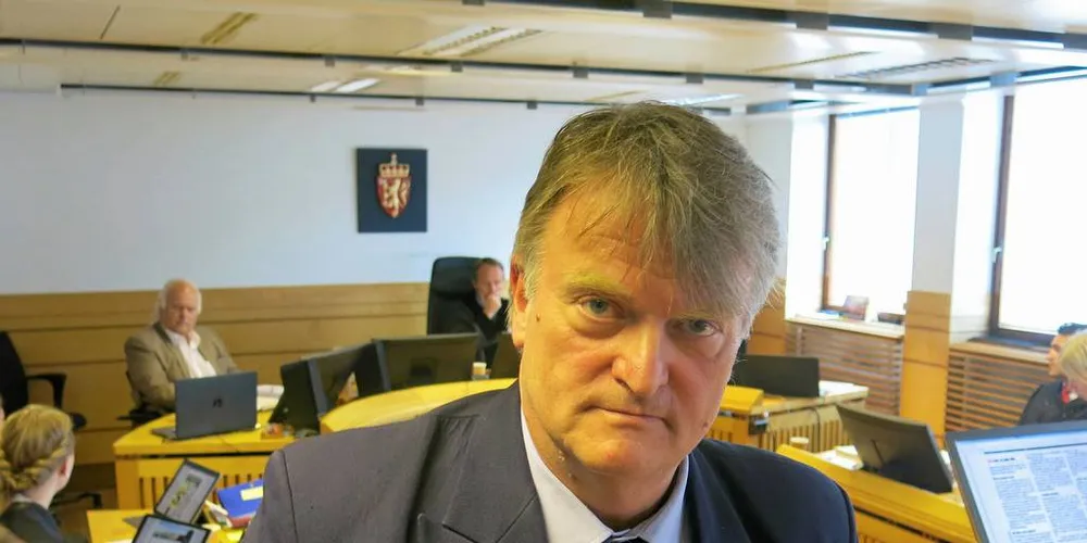 VALGTE SIDE I FORSKNINGSDEBATTEN: Stortingsrepresentant Ove Trellevik har uttrykt seg kritisk til Havforskningsinstituttets forskning. Trellevik vitnet i Reppe-rettssaken. I den forbindelse kom det fram at han følte HI-direktør Sissel Rogne mente at han hadde valgt side i forskningsdebatten.Foto: Agnar Berg
