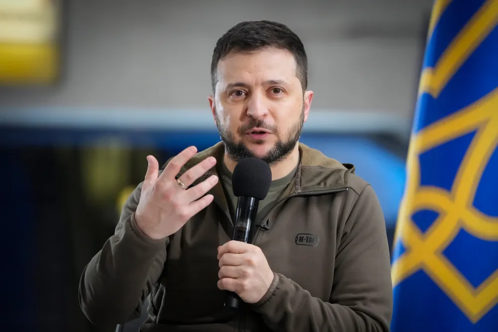 I all vår beundring for Zelinskyj er det farlig å lulle seg inn i troen på at Ukraina vil bli et ukorrupt, demokratisk mønsterregime når krigen er slutt, skriver artikkelforfatteren.