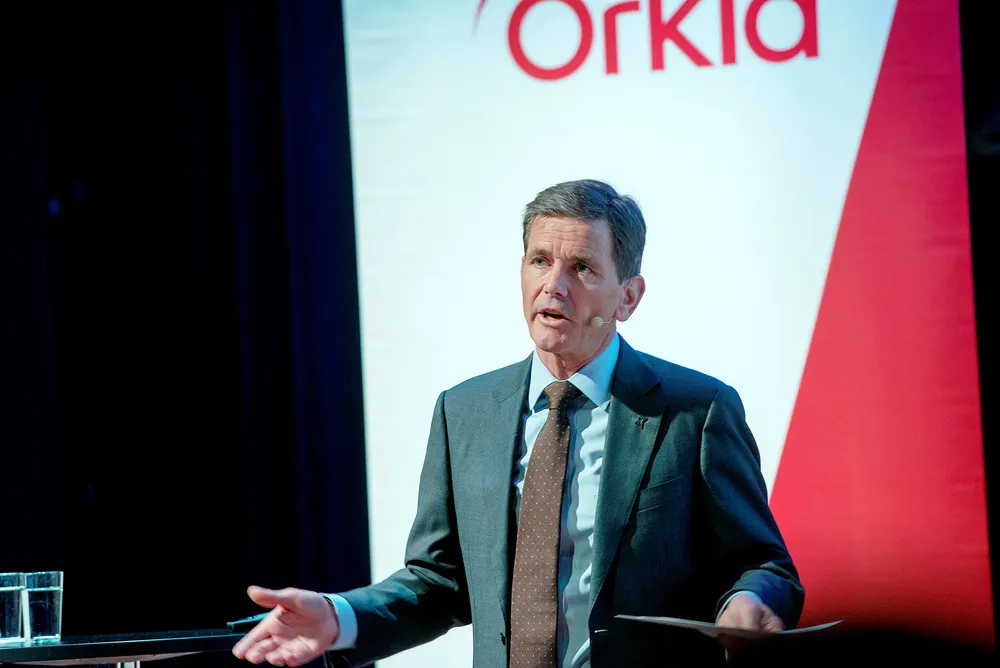Peter A. Ruzicka Konsernsjefen i Orkla presenterte konsernets resultater for første kvartal. Ikke overraskende fikk han spørsmål om hvor lenge Sapa kom til å være delvis Orkla-eiet. Foto: Mikaela Berg