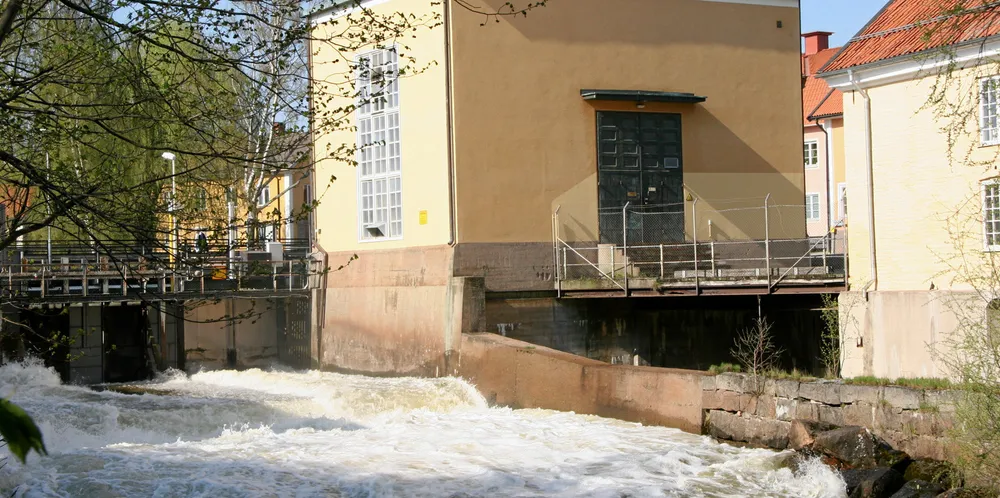 Kvarnfallet i Torshälla er et av kraftverkene som Småkraft nå har kjøpt.