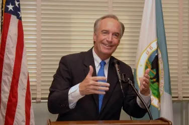 'Swift action': US Secretary of the Interior Dirk Kempthorne