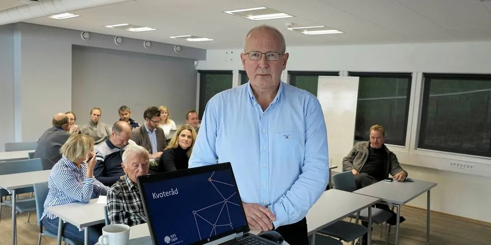 UVISSE: Knut Korsbrekke frå HI legg fram nye kvoteråd. HI si kommentar er at det er stor uvisse i bestandsberekningane og behov for ein ekstraordinær metoderevisjon.Foto: Nils Torsvik