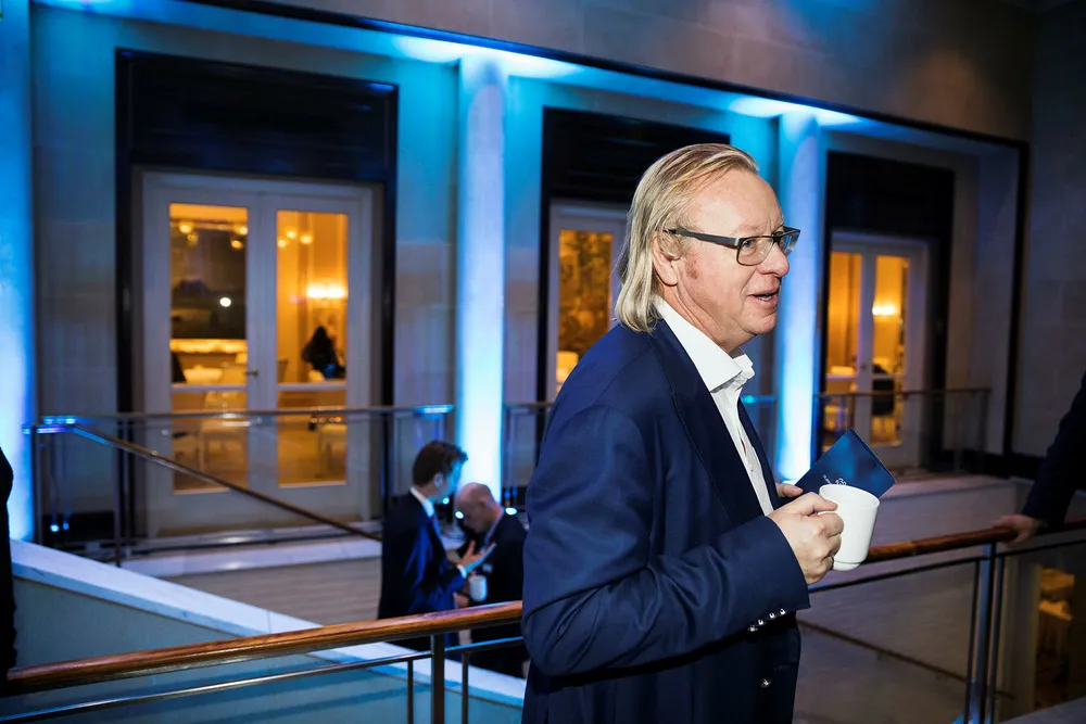 Oljeinvestor Berge Gerdt Larsen og hans sønn Brede Bjøvad Larsen har en urealisert gevinst på flere millioner kroner i britiske Panoro Energy.
