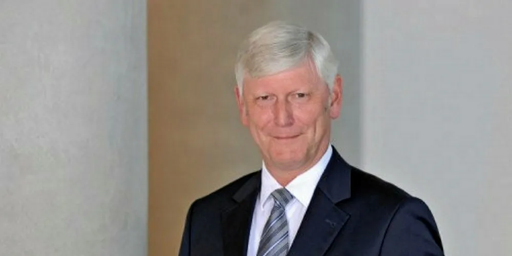 RWE size. RWE chief executive Rolf Martin Schmitz.