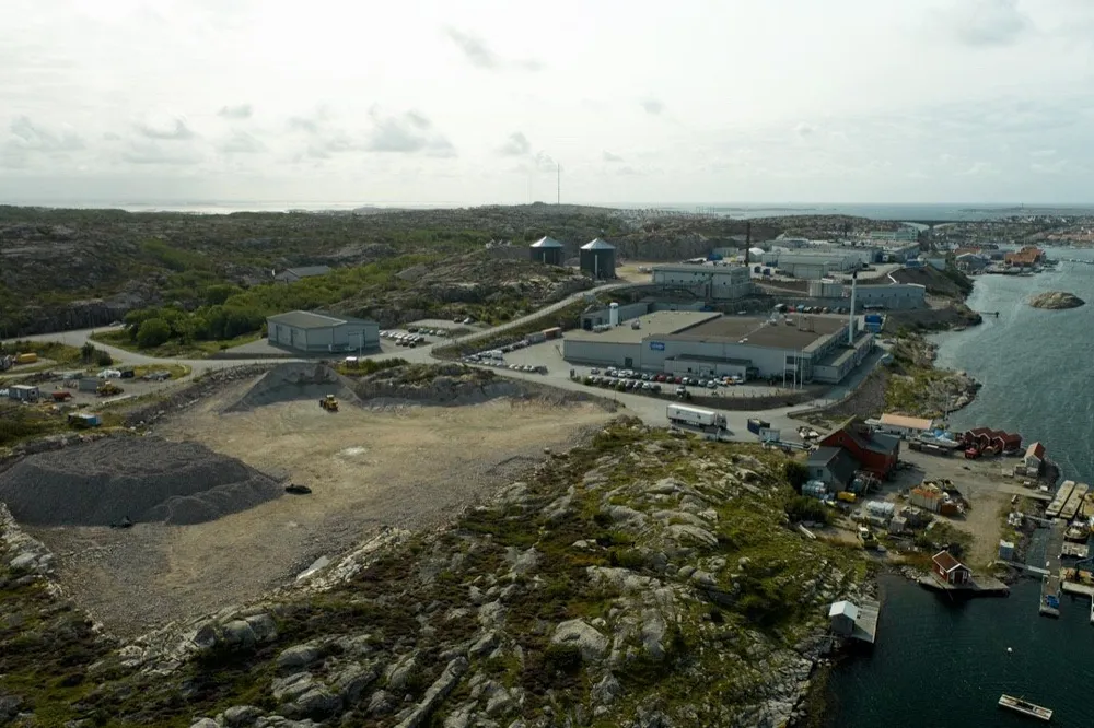 A illustration of Swedish land-based salmon farmer Smogenlax.