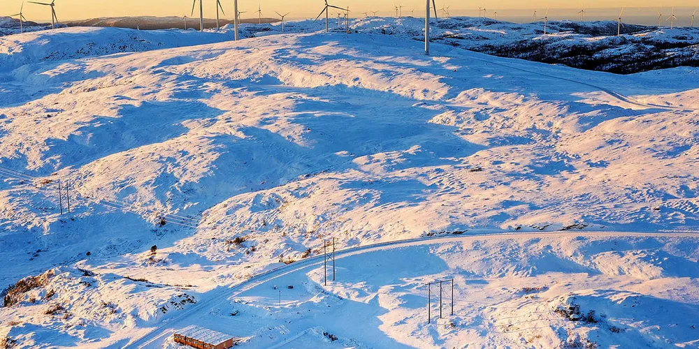 Roan vindpark er tilnærmet ferdig pr 14.Desember 2018. Foto: Ole Martin Wold Notiser 2 - 2019. Roan Vindpark.