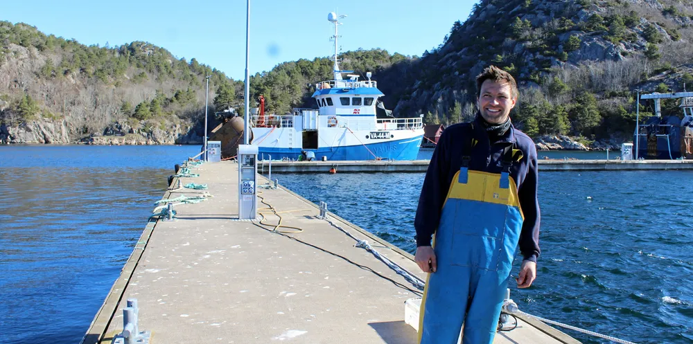 I en vanskelig sesong har Christian Aanonsen og hans mannskap på «Rosenvoll» så langt i sesongen fått omtrent samme kvantum reker som i fjor. Men driftsutgiftene er nesten doblet for rekebåten fra Mandal.