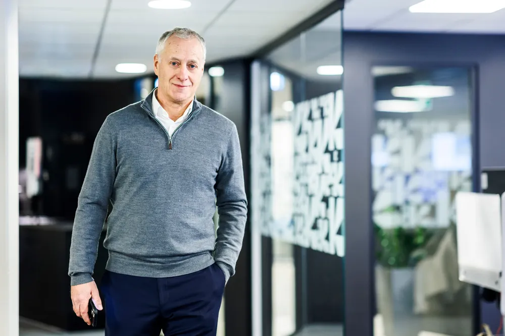 Rolf Eek-Johansen, administrerende direktør i inkassokonsernet Kredinor, synes kritikken mot bransjen har gått for langt og det økonomiske grunnlaget for å drive lønnsomt er utsatt for et for stort press.