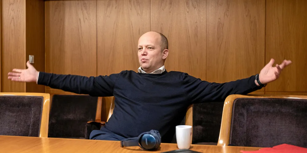 Vanligvis får staten inn rundt 6 milliarder i grunnrenteskatt. Finansminister Trygve Slagsvold Vedum har regnet ut at for 2021 er beløpet på over 18 milliarder.
