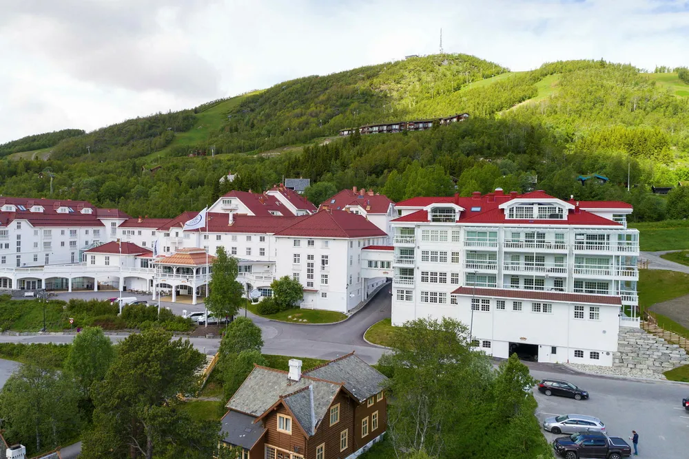 Dr. Holms Hotell på Geilo endte med et solid underskudd etter en omfattende oppussing i fjor.