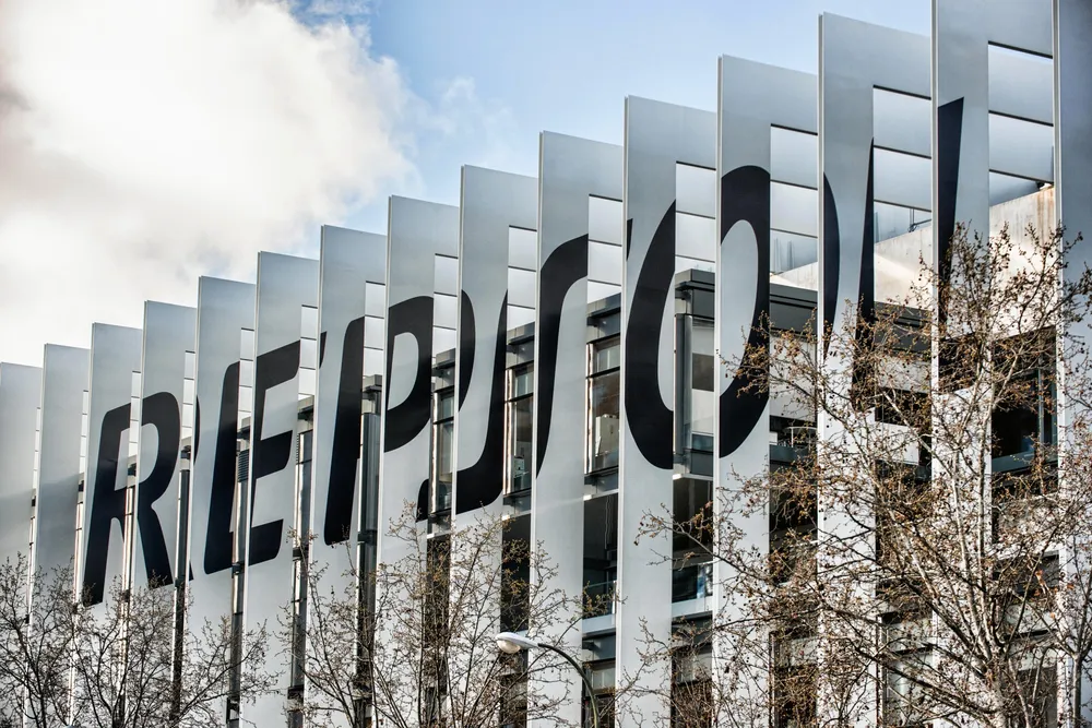 Spanish energy company Repsol is looking for shuttle tanker newbuildings.