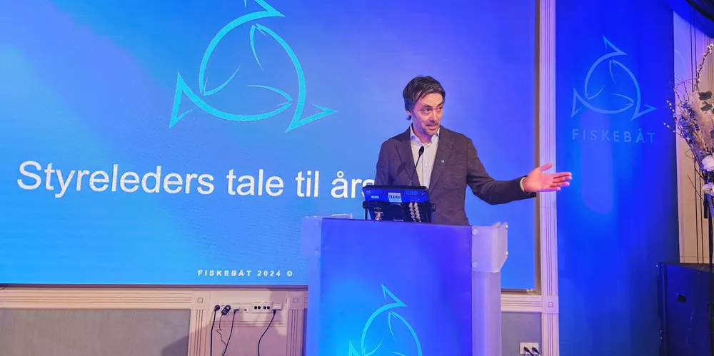 Christian Halstensen er styreleder i organisasjonen Fiskebåt. Her fra årsmøtet denne uka hvor han kritiserte sine yrkesbrødre for å mene for mye om andre fiskere.