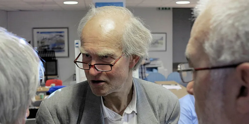 Peter Ørebech, jusprofessor ved Universitetet i Tromsø, går i rette med jurist Christian Wormstrand i Nærings- og fiskeridepartementet. FOTO: Arne Fenstad/Fiskeribladet