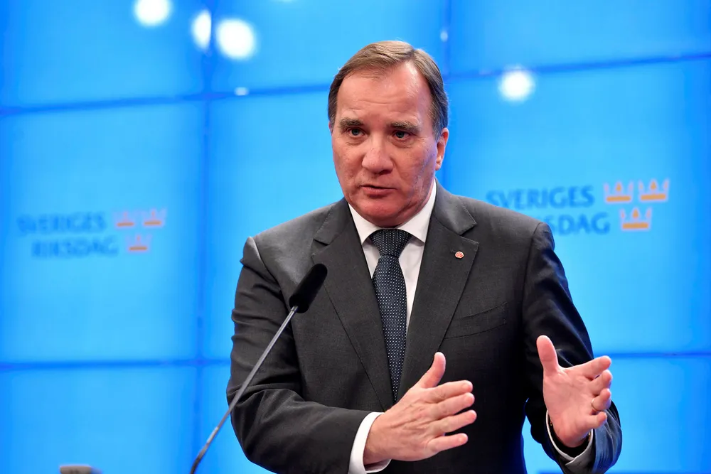 Statsminister Stefan Löfven var på EU-toppmøtet i Brussel da avstemningen fant sted i Stockholm.