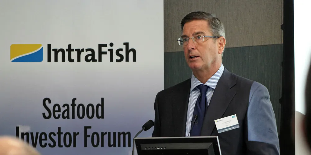 Bill Showalter, CEO Young's leaves as longtime seafood exec takes over.