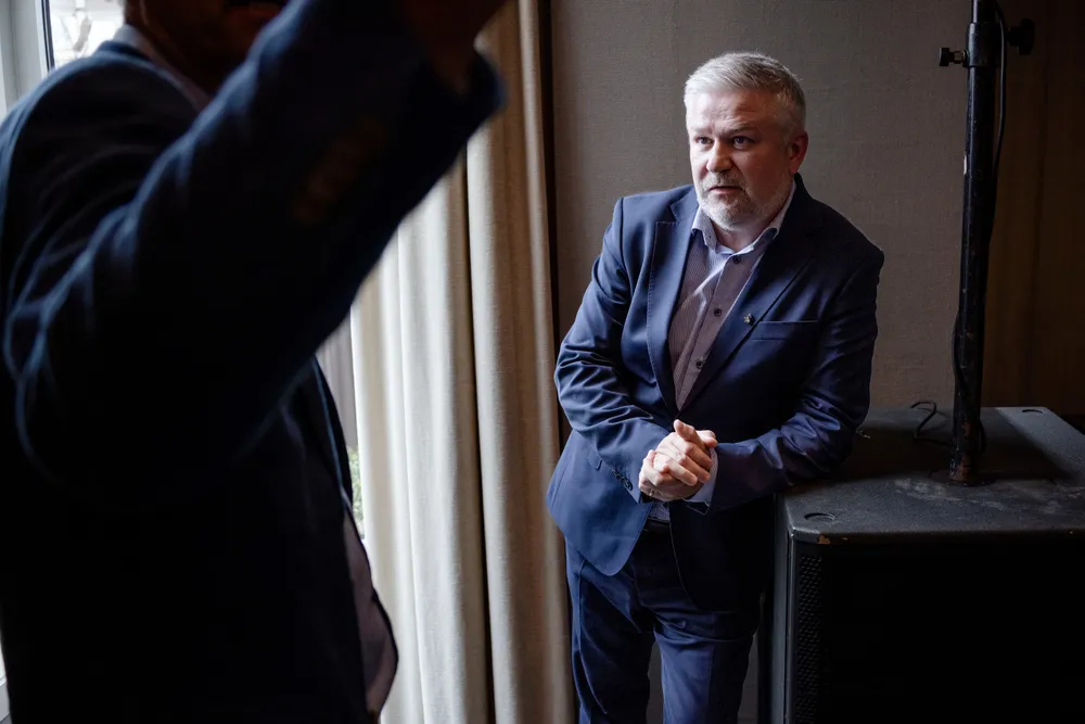– Det sitter veldig langt inne både for oss og alle andre å gå til myndighetene og be om bedre vilkår. Men det er nødvendig, sier Equinors fornybarsjef, Pål Eitrheim, om havvindprosjektene i New York. Nå røper han litt om kostnadene ved en eventuell exit.