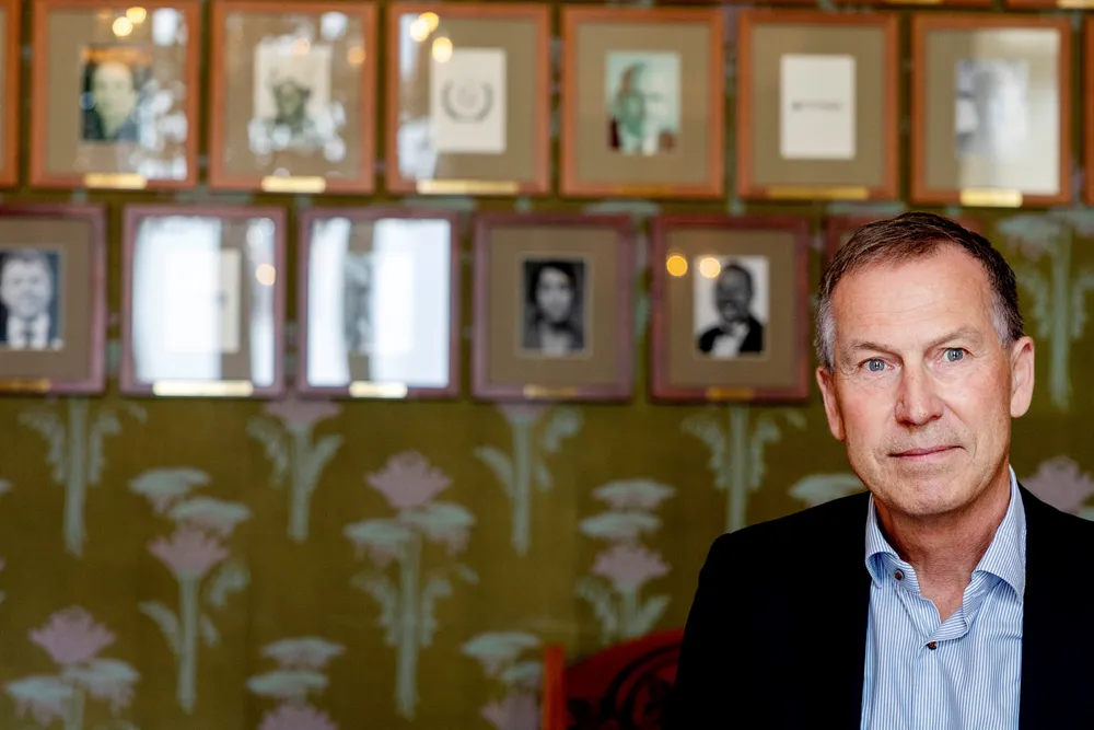 Direktør i Nobelinstituttet, Olav Njølstad, forteller at norske milliardærer ikke var spesielt mottagelige for ønsket om donasjoner til instituttets forskningsvirksomhet.