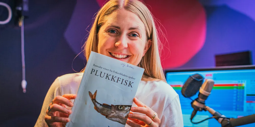 Silje Nordnes har lest Fiskeribladets vitser på direkten på riksdekkende radio og TV. – Jeg gjorde litt familievennlig omskriving, tilkjennegir den nordnorske radioprofilen.