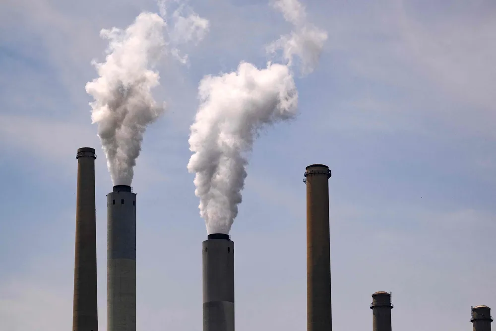 Smoke stacks from the Hugh L. Spurlock Generating Station, a 1.3-gigawatt coal power plant in Maysville, Kentucky. The US Environmental Protection Agency said in early June that plans to build CCS infrastructure that would limit power plant emissions were “extremely unlikely” to be ready ahead of a 2032 deadline.