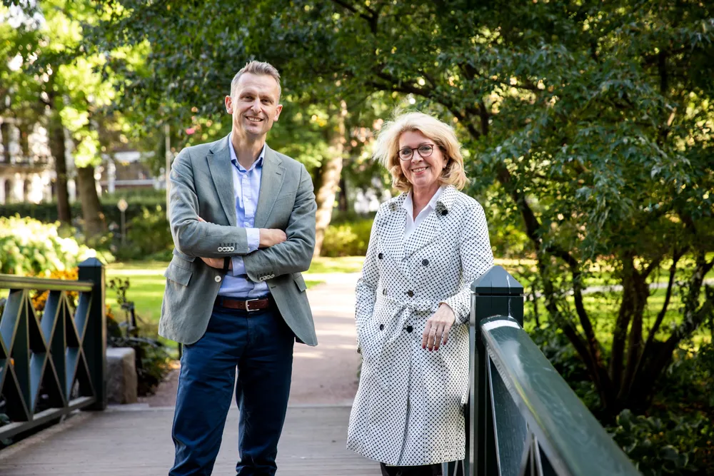 Knut Kopperlien, leder av Energi Norge og Norwea sjef, Åslaug Haga har vedtatt sammenslåing.