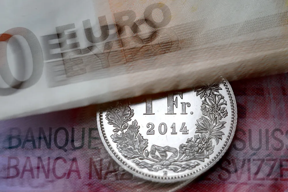 En sjokkmelding fra den sveitsiske sentralbanken sendte sveitserfrancen til himmels og fikk alvorlige følger for boliglånet til en uføretrygdet kunde i Handelsbanken.