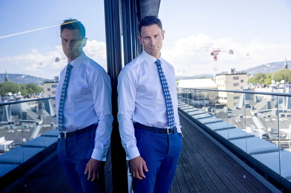 Administrerende partner Geir Sviggum i Wikborg Rein opplyser at de praktiserer «full likebetaling for likt arbeid» i selskapet.