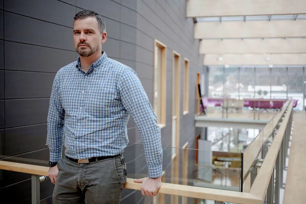 Henrik Nordal, avdelingsdirektør i Lotteritilsynet, mener affiliate-nettsider innen pengespill bryter med norsk lov.