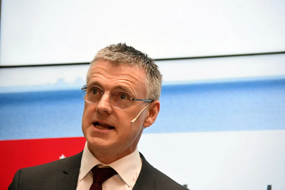 Vassdrags - og energidirektør Kjetil Lund har måttet ta saksbehandlingen i egne hender grunnet streiken i NVE. Særlige Nordsjø II holder dermed tidsplanen foreløpig.
