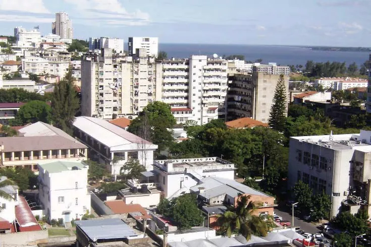 Revolving door: capital Maputo