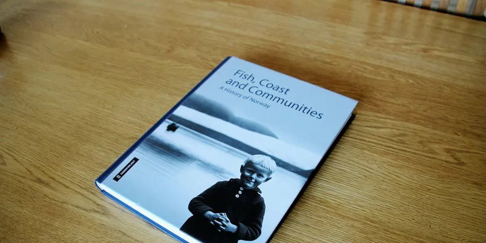 LANSERING: Boken «Fish, Coast and Communities» ble lansert fredag.Foto: Anders Furuset