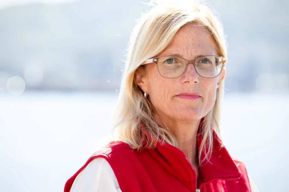 Generalsekretær i Redd Barna, Birgitte Lange, er bekymret for UD-stans av bistandsmilliarder.