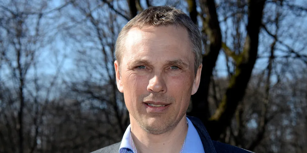 Seksjonssjef Torfinn Jonassen i NVE mener avvikene bør være lette å rette opp i for strømsalgselskapene.